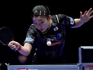 15歳張本美和、世界1位の孫穎莎相手に奮闘もストレート負け　早田ひな、平野美宇で逆転なるか【世界卓球】 画像
