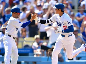 【MLB】大谷翔平の31号アーチは驚愕の「滞空時間7.1秒」　ロバーツ監督が「サンドウェッジで打ったね」と冗談も 画像