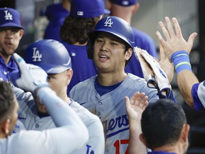 【MLB】“首位打者”大谷翔平、驚愕32号に続いて巧みな適時打　マルチ安打で打率も急上昇、本塁打との二冠王に君臨 画像