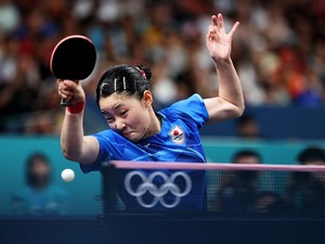 張本美和、銀メダルに涙も孫穎莎が見せた人間性　中国メディアが女王からの“贈り物”に注目「友達になれたらどんなに幸せだろう」【パリ五輪2024】 画像