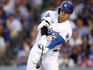 【MLB】大谷翔平、3試合ぶり42号“デコピン”弾で本塁打2位のオズナとは5本差に　現地記者「デコイには全試合に来てほしい」 画像