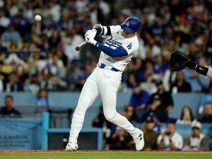 【MLB】“2戦連発”52号の大谷翔平、猛打賞ですかさず盗塁「52-52」　地元メディア興奮「彼はバランス感覚に優れた男だ」 画像