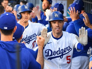 【MLB】「大丈夫だ」右足首負傷のフリーマン、守備練習こなしスタメン復帰へ自信　地元メディア安堵「第1戦の打線に加わる」 画像
