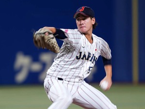 【プレミア12】巨人・井上温大、豪州相手に6回途中8奪三振2失点　MLB“全米ドラ1”バザーナを三振斬り 画像