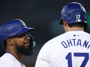 【MLB】テオスカーが大谷翔平との関係性に言及「どこからともなく生まれた友情」　キャンプ地に着くと「すぐ挨拶に来てくれた」と明かす 画像
