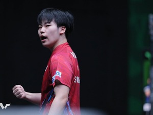 松島輝空が王者・張本智和を4－1撃破で連覇を阻む　17歳が大一番制して初の決勝へ、篠塚大登とのサウスポー対決実現【全日本選手権2025】 画像