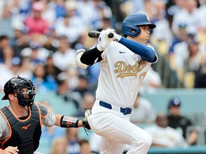 【MLB】大谷翔平、前田健太から四球直後に初盗塁で俊足披露　昨季は日本選手最多記録、二刀流復活シーズンも健在 画像