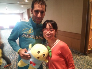マイヨジョーヌのニーバリらツール・ド・フランスの各賞受賞者が来日 画像