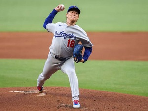 【MLB】山本由伸ヒヤリ、あわや“顔面直撃”の弾丸ライナーを好捕　公式称賛のファインプレー「171キロを奪い取った」 画像