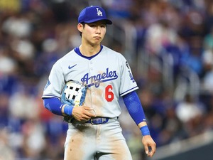 【MLB】ド軍でデビュー果たした韓国の26歳逸材「活気を与える」　ロバーツ監督が明かす育成プラン、現地メディアが言及する残留の可能性 画像