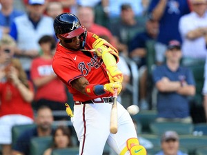 【MLB】1年ぶり復帰、アクーニャJr.が衝撃の初球先頭打者アーチ　公式称賛の“186キロ”復活弾「彼は帰ってきた」 画像