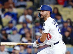 【MLB】「絶対にないとは言えない」ドジャース編成本部長、打撃不振コンフォートのトレードに言及　「しっかり備えないと……」と含み 画像