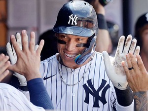 【MLB】ジャッジが“マグワイア超え”の史上最速350号　記録達成も「チーム全員に感謝の気持ち」指揮官は脱帽「彼の偉大さを証明」 画像