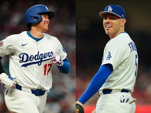 【MLB】「お茶目な二人」大谷翔平、フリーマンと“あざと可愛い”写真を撮り合う　仲良しシーンに反響「にやにやが止まらない」 画像