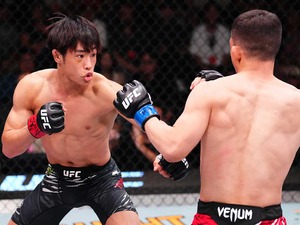 【UFC】平良達郎、打撃も効かせて2R“フェイスクランク”一本勝ち　「このレベルでこの勝ち方はすごい」と川尻達也氏も大興奮 画像