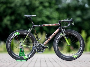 キャノンデールが全国各地でサガンのスペシャルペイントバイクを展示 画像