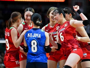 バレー女子日本代表は「主に攻撃面で圧倒した」と公式サイト賛辞、石川真佑の“勝負強さ”が光る……敵将も脱帽「日本の方が優れたチームだった」 画像