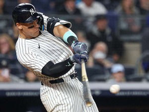 【MLB】ジャッジが1試合2発で通算361本塁打、ヤンキース歴代4位ディマジオに並ぶ　トランプ大統領のゲキに奮起？ 画像