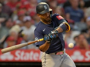 【MLB】AL西地区優勝争い、マリナーズが同率アストロズに先勝で「単独首位浮上」　イチローの“愛弟子”フリオら計4本塁打で完封リレー 画像