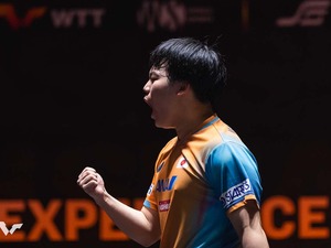 「衝撃的な番狂わせ」松島輝空、世界6位の中国勢撃破に母国メディアが驚愕　次世代背負う18歳の成長に「日本で圧倒的な強さ」【チャイナスマッシュ2025】 画像