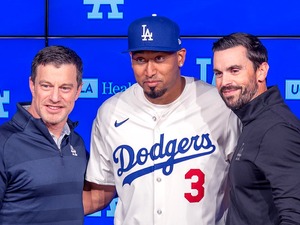 【MLB】最強守護神ディアスのドジャース移籍をアシストしたキケ　「後悔することは絶対にない。ただ……」と“欠点”も伝えていた 画像