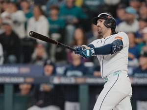 【MLB】35歳マンシーの離脱に備えて“保険”……昨季49発スアレスの獲得を提言　「下位打線に長打力を残せる」と米メディア 画像