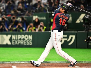 【WBC2026】侍ジャパン、大谷翔平の“188キロ”右翼線二塁打で好機を演出　山本由伸が初回無失点の立ち上がり 画像