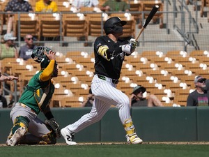 【MLB】「完璧だった」村上宗隆、OP戦で“確信歩き”の特大弾　WBCを終えてチームに再合流……「スイング良くなっている」と手応え 画像