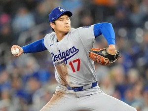【MLB】大谷翔平のウォーミングアップだけ特別扱い？　球審の裁量、二刀流への配慮に不満か……スプリンガーが抗議でロバーツ監督イライラ 画像