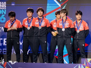 卓球日本男子、歴代最強布陣で得た収穫の銀　張本智和＆松島輝空の“Wエース”は苦難も、ロス五輪に向けて好循環【世界卓球2026】 画像
