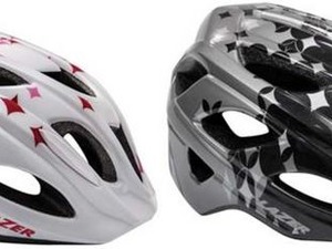 ジャストフィットのジュニア向けヘルメット 画像