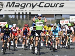 2015年パリ～ニースは6年連続でパリ西隣のイヴリーヌ県で開幕 画像