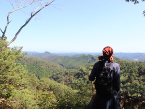 【小さな山旅】農家と鶏足山…鶏足山（3） 画像