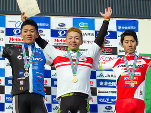 【全日本シクロクロス14】男子エリートは竹之内が4連覇を達成、女子は豊岡が3年振りの勝利 画像
