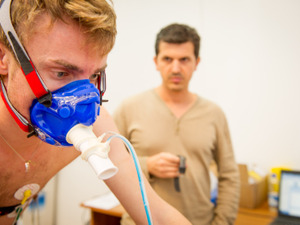 NIPPOビーニファンティーニが大学スポーツ医学研究所でメディカルチェック 画像