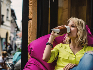 羊の角の形にインスパイアされたコーヒーマグ「GOAT MUG」　スロベニア 画像