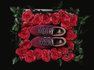 オニツカタイガーがミタスニーカーズとコラボしたスニーカー「X-CALIBER（エクスカリバー）」 画像