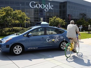 Googleが自動運転自動車の可動プロトタイプを発表 画像
