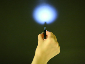 暗い場所での開錠に便利なLEDライトディンプルキーを採用するミヤタサイクル 画像