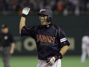 【プロ野球】巨人井端、自主トレの地へ出発「開幕からレギュラー目指す」…期待のファンは「井端使わなきゃ損」 画像