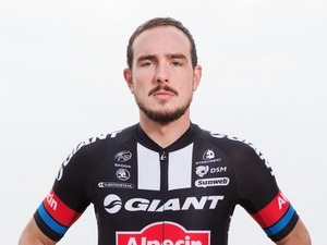 デゲンコルプがパパに「息子は僕よりも髪の毛が多い」 画像