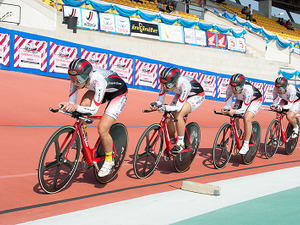 女子エリートチームパーシュートで日本チームは3～4位決定戦へ 画像