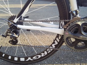 【山口和幸の茶輪記】近年の自転車界最強の発明はミヤタのチューブラーテープだと思う 画像