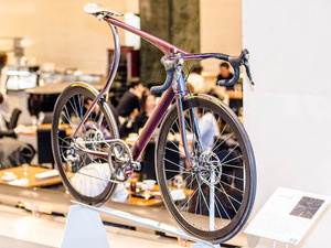 空気と速度にアプローチするデザイン『COSMIC SPEED』…東京サイクルデザイン専門学校卒業制作展 画像