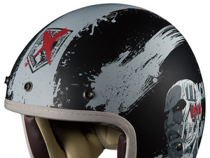 カブトのオートバイ用ヘルメット「BOB-Z」に進撃の巨人コラボモデル登場 画像