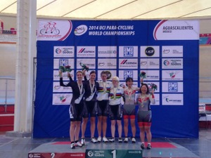 自転車トラックの障害者世界選手権で鹿沼由理恵・田中まいが3位 画像