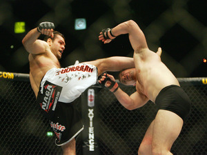 【THE ATHLETE】ヒジの借りはヒジで返す！ミルコ劇的な逆転勝利で8年前のリベンジに成功 画像