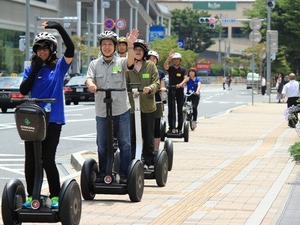 「セグウェイ」など移動支援ロボット、公道実証実験が可能に 画像