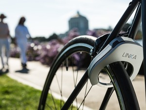 自動解錠に対応！自転車用スマートロック「LINKA」重さ500g 画像