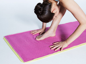快適にヨガを楽しむためのマット「ヨガラグ」 画像